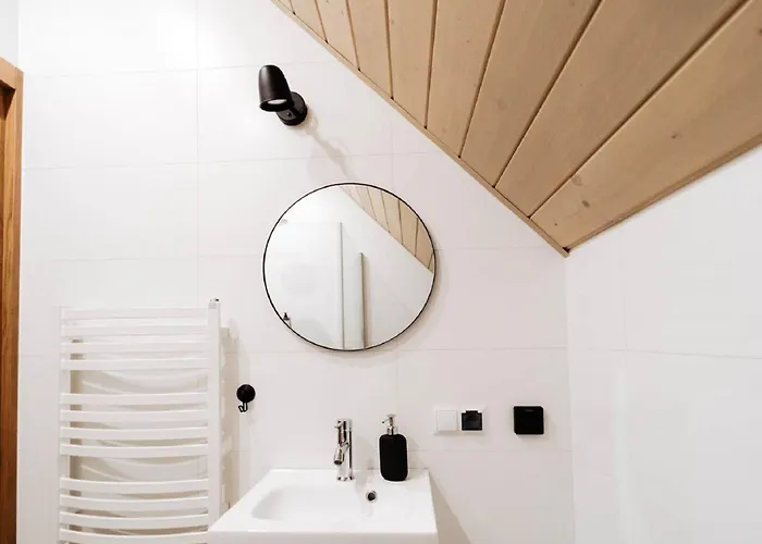 בית נופש Pod Szarowym Lasem By Interhome